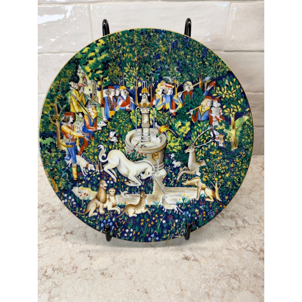 Robert Haviland Limoges Hunt of the Unicorn Plate 3 The Unicorn is Found 1973